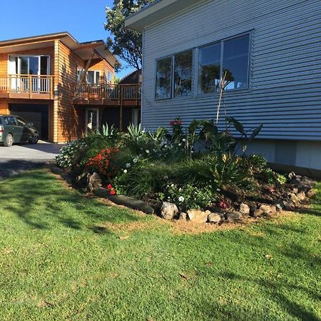 Chalet Cullen, Mangawhai Exterior photo