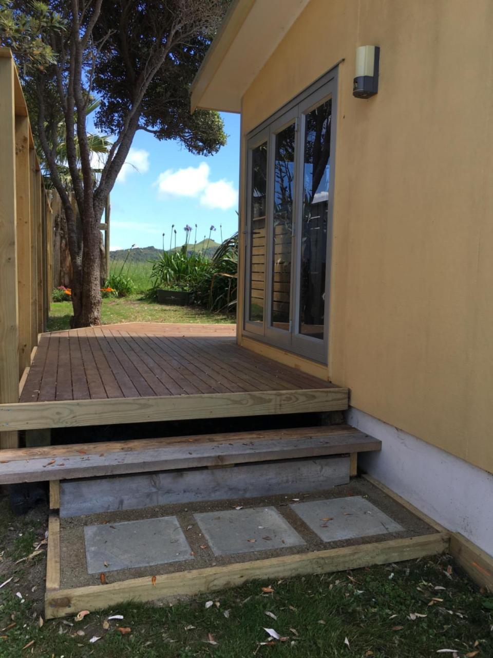 Chalet Cullen, Mangawhai Exterior photo